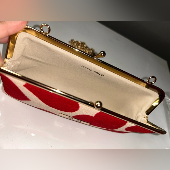 Miu Miu Red Heart Clutch Pochette w/ Gold Chain - Brand New in Box - Picture 5 of 14